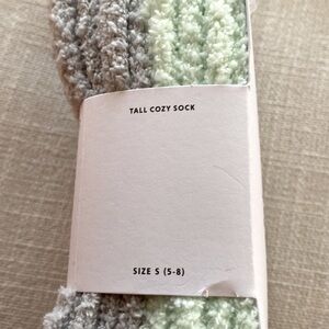 Morro Tall Cozy Socks 2 Pair Size 5-8 NWT